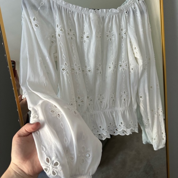 H&M White Eyelet Blouse - Picture 5 of 5